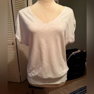 Express White V-Neck Short Sleeve Blouson Top